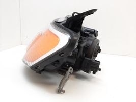 Mitsubishi L200 Lampa przednia 