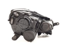 Volkswagen PASSAT B7 Lampa przednia 3AC941005