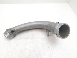 Audi RS6 C6 Tube d'admission de tuyau de refroidisseur intermédiaire 07L145728E