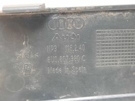 Audi Q3 8U Etupuskurin jakajan koristelista 8U0807380C