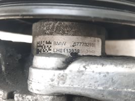 BMW 5 E60 E61 Power steering pump 6777321
