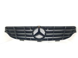 Mercedes-Benz CLK A209 C209 Передняя решётка A2098880052