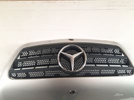 Mercedes-Benz ML W163 Pokrywa przednia / Maska silnika 