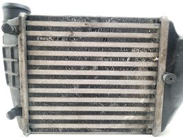 Audi A4 S4 B7 8E 8H Chłodnica powietrza doładowującego / Intercooler 8E0145806L