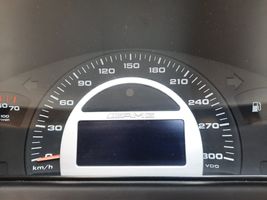 Mercedes-Benz C AMG W203 Speedometer (instrument cluster) A2035400447