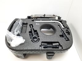 Audi A6 S6 C7 4G Set di attrezzi 4G0012109D