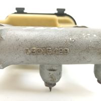Chevrolet Tahoe Główny cylinder hamulca 18016429