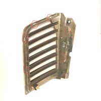 Mitsubishi L200 Grille calandre supérieure de pare-chocs avant MN142328