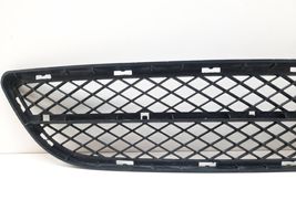 BMW 3 E90 E91 Grille inférieure de pare-chocs avant 7134074