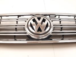 Volkswagen Phaeton Etupuskurin ylempi jäähdytinsäleikkö 