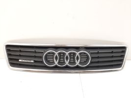 Audi A6 S6 C5 4B Rejilla superior del radiador del parachoques delantero 4B0853651A