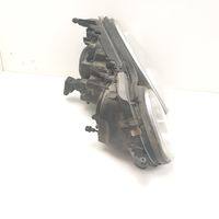 Mercedes-Benz E W211 Lampa przednia 15435900