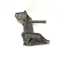 BMW X3 E83 Support phare frontale 1301073025