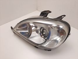 Mercedes-Benz ML W163 Lampa przednia 22315500