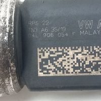 Volkswagen PASSAT CC Sensore di pressione del carburante 04L906054F