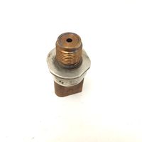 Volkswagen PASSAT B6 Fuel pressure sensor 03L906051