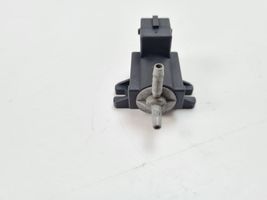 Opel Zafira C Vacuum valve 55577092