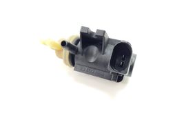 Volkswagen Amarok Vacuum valve 4011464A