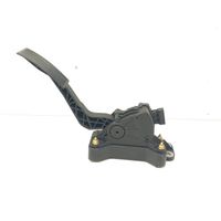 Nissan Navara D40 Pedal del acelerador 18002EA000