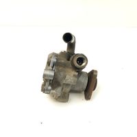 Volkswagen PASSAT B5 Ohjaustehostimen pumppu 8D0145156L