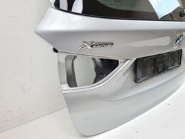 BMW 2 F46 Tylna klapa bagażnika 