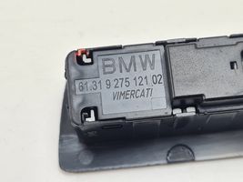 BMW 2 F46 Przycisk otwierania klapy bagażnika 9275121
