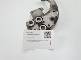 Volvo S90, V90 EGR-venttiilin/lauhduttimen kiinnike 31439528