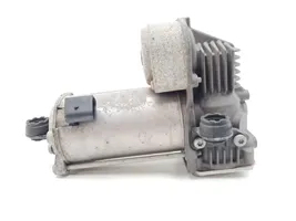 Volvo S90, V90 Ilmajousituksen kompressoripumppu 31441864