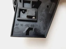 Citroen C5 Galinė atidarymo rankenėlė vidinė 9649218877