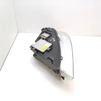 Volvo XC70 Lampa przednia 31383541