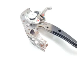 Toyota Prius (XW50) Brake pedal 8951047040