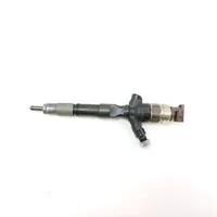 Toyota Hilux (AN10, AN20, AN30) Injecteur de carburant 2367030400