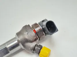 Volkswagen Touran III Injecteur de carburant 04L130277AC