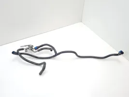 Subaru Forester SJ Tuyau d'alimentation conduite de carburant 