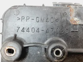 Toyota Prius (XW50) Akumulatora nostiprināšanas pamatne 7440447030