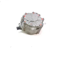 Volkswagen Golf V Vacuum pump 038145209M