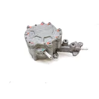 Volkswagen Golf V Vacuum pump 038145209M