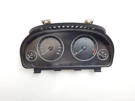 BMW X3 F25 Geschwindigkeitsmesser Cockpit 9249344