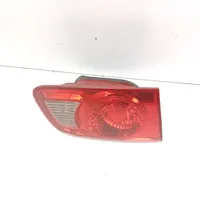 Hyundai Santa Fe Lampy tylnej klapy bagażnika 924052B000