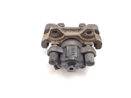 BMW 2 F22 F23 Rear brake caliper W09123