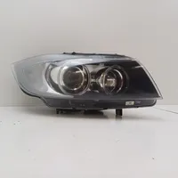 BMW 3 E90 E91 Lampa przednia 7161668