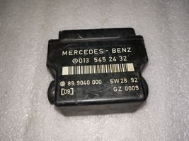 Mercedes-Benz E W124 Przekaźnik / Modul układu ogrzewania wstępnego 0135452432