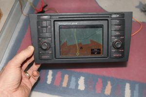 Audi A6 S6 C5 4B Panel / Radioodtwarzacz CD/DVD/GPS 4B0035192K