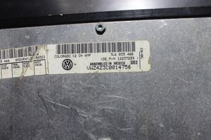 Volkswagen Touareg I Garso stiprintuvas 7L6035466