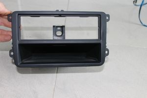 Volkswagen Touran I Radio/CD/DVD/GPS-pääyksikkö 1K0857058A