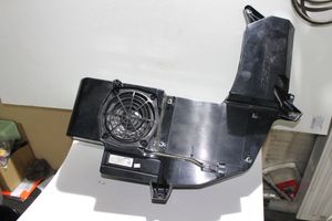 Audi A4 S4 B7 8E 8H Subwoofer-bassokaiutin 8E9035382C