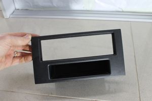 Ford Focus C-MAX Radio/GPS head unit trim 