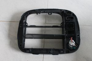 Ford Galaxy Radion/GPS-laitteen pääyksikön kehys 7M0858105E