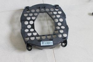 BMW X5 E70 Maskownica głośnika niskotonowego 65139218695