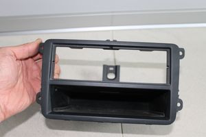 Volkswagen Tiguan Cadre, panneau d'unité radio / GPS 1K0857058A